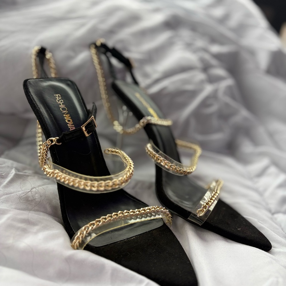 Fashion Nova Black Heels with Gold Chains